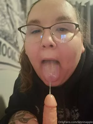 sinnfulapple420 / sinnfulapple.420 nude photo #0047