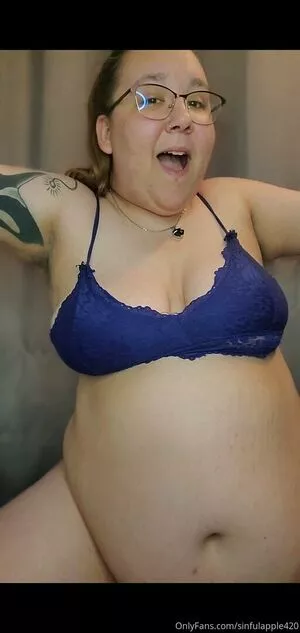 sinnfulapple420 / sinnfulapple.420 nude photo #0079