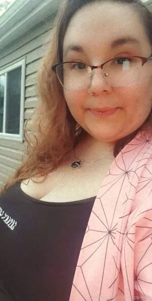 sinnfulapple420 / sinnfulapple.420 nude photo #0116