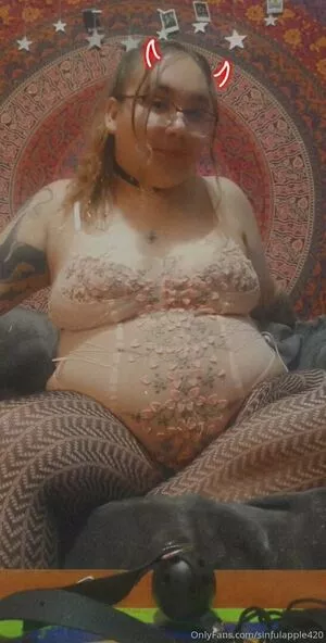 sinnfulapple420 / sinnfulapple.420 nude photo #0169