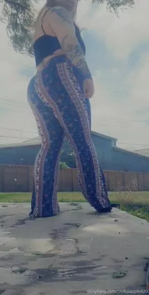 sinnfulapple420 / sinnfulapple.420 nude photo #0191