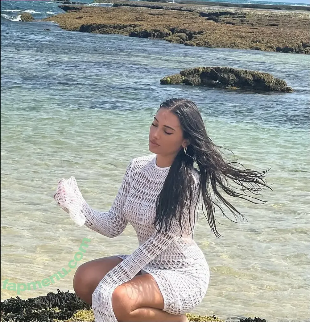 Siobhan Awad nude photo #0029 (shivvvvvvy / siobhan_awad)