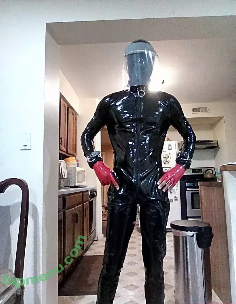 sir_latexman nude photo #0003 (sir_latexman)