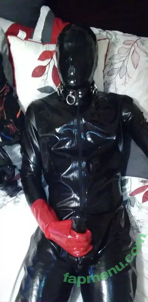 sir_latexman nude photo #0017 (sir_latexman)