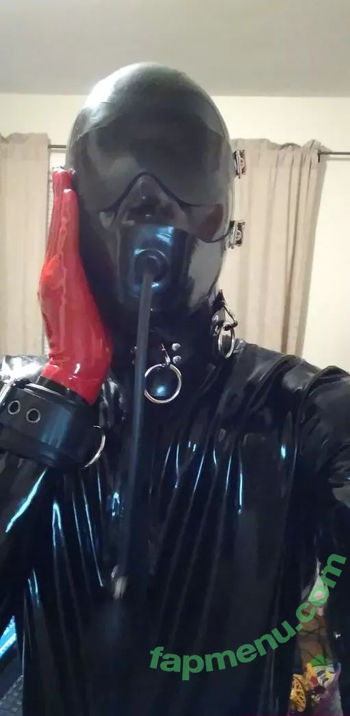 sir_latexman nude photo #0098 (sir_latexman)