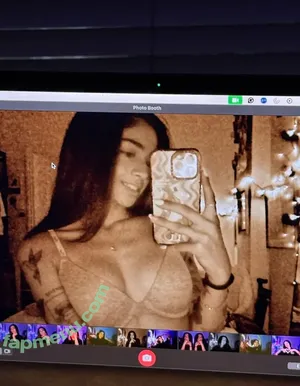 Siracha112 nude photo #0033