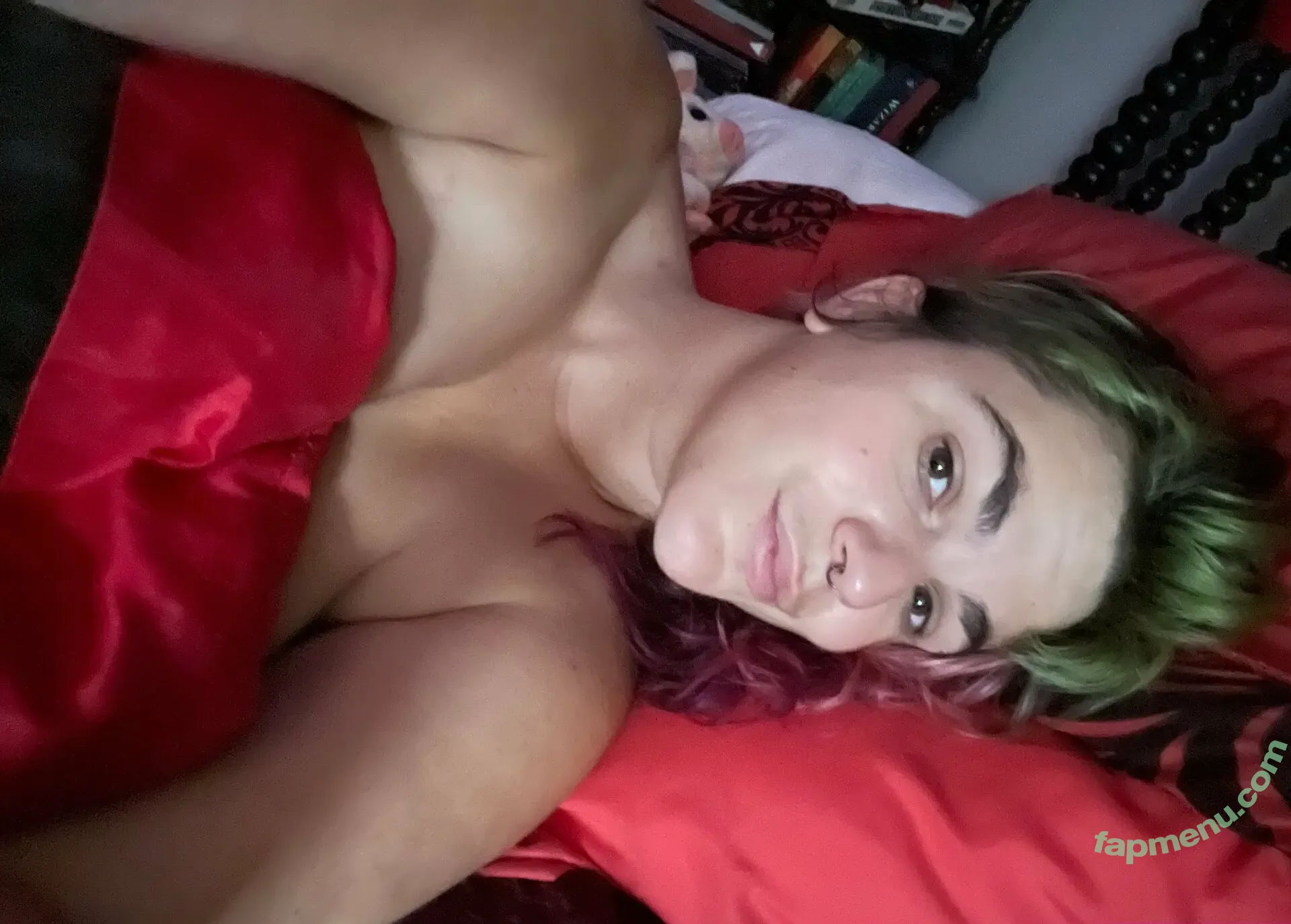 sirboi_bramble nude photo #0003 (sirboi_bramble_)