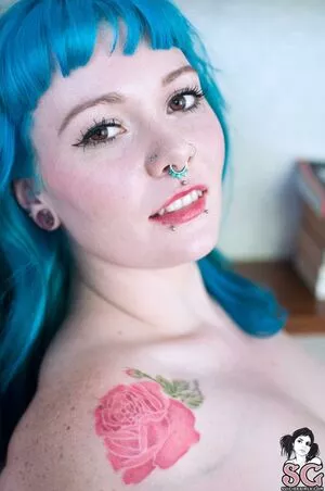 Sirenn Suicide / sirenn.bby / sirennsuicide nude photo #0126