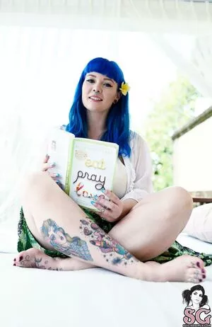 Sirenn Suicide / sirenn.bby / sirennsuicide nude photo #0254