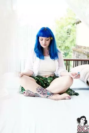 Sirenn Suicide / sirenn.bby / sirennsuicide nude photo #0256