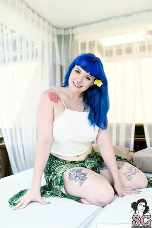 Sirenn Suicide / sirenn.bby / sirennsuicide nude photo #0269