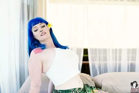 Sirenn Suicide / sirenn.bby / sirennsuicide nude photo #0271