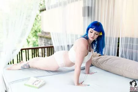 Sirenn Suicide / sirenn.bby / sirennsuicide nude photo #0342
