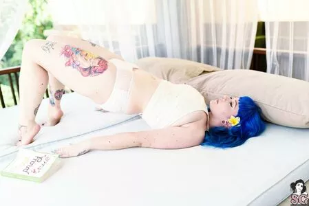 Sirenn Suicide / sirenn.bby / sirennsuicide nude photo #0343