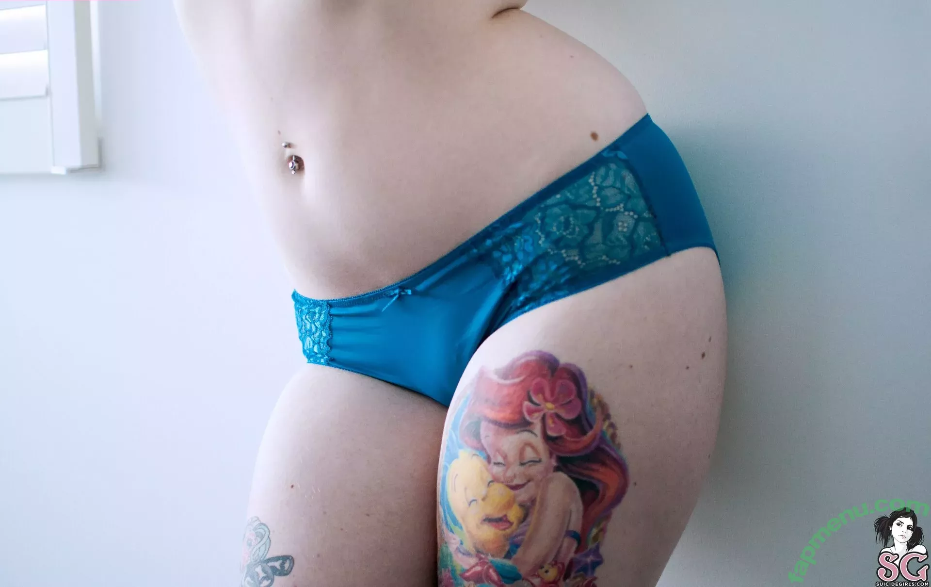Sirenn Suicide nude photo #0106 (sirenn.bby / sirennsuicide)