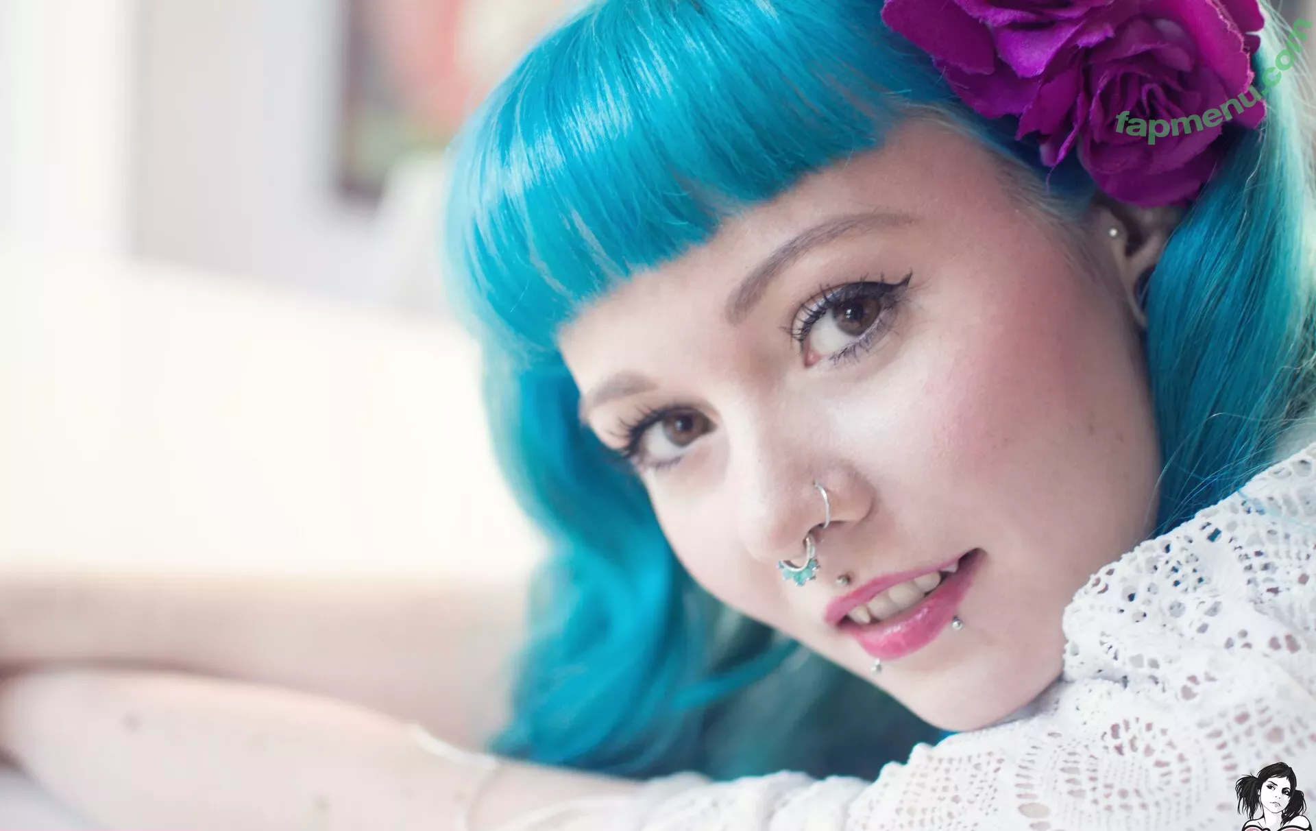 Sirenn Suicide nude photo #0142 (sirenn.bby / sirennsuicide)