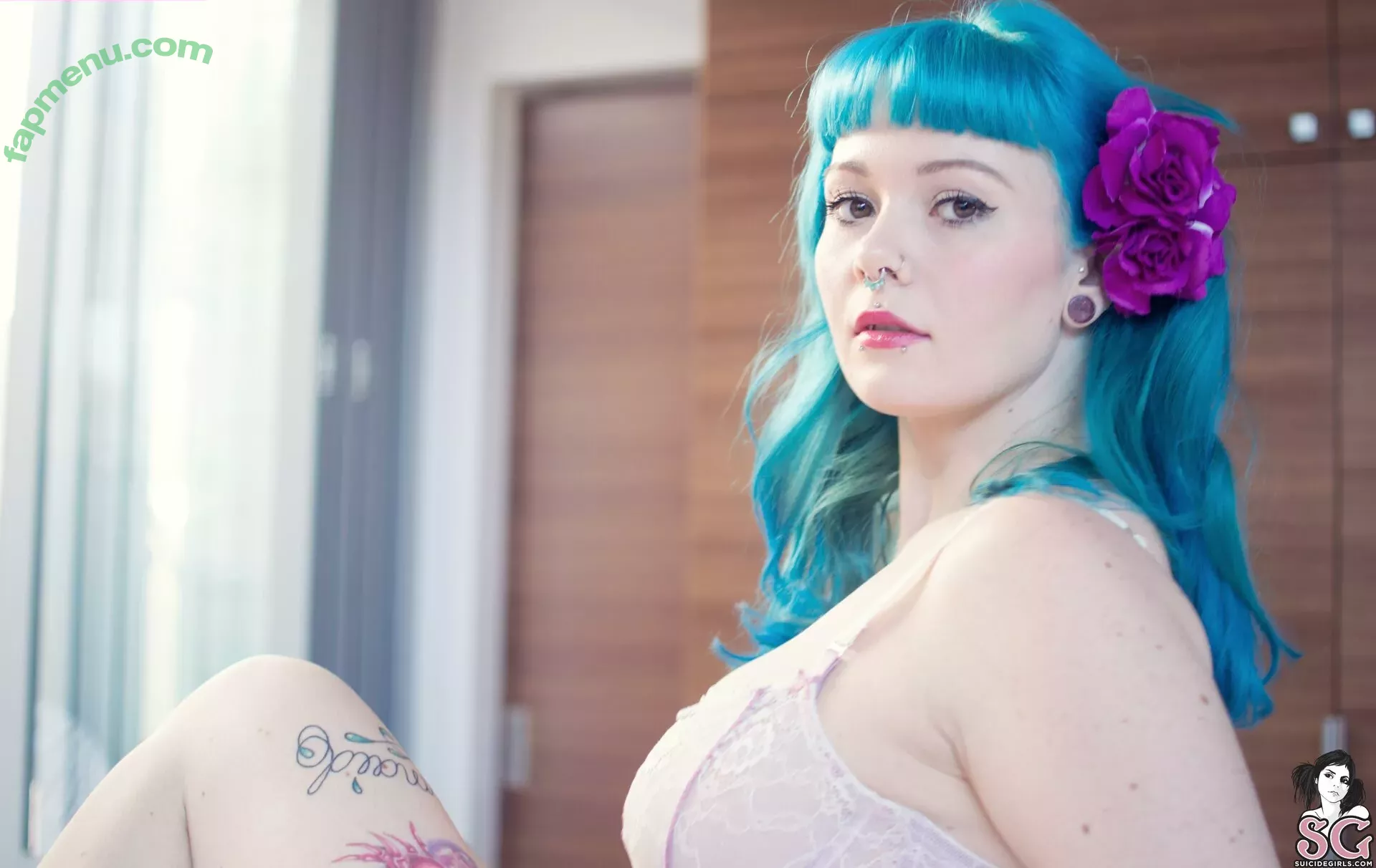 Sirenn Suicide nude photo #0150 (sirenn.bby / sirennsuicide)