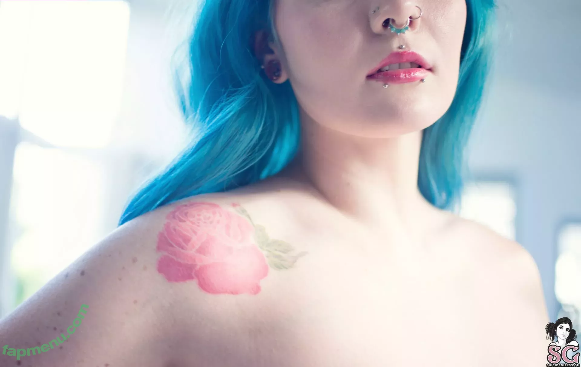 Sirenn Suicide nude photo #0167 (sirenn.bby / sirennsuicide)
