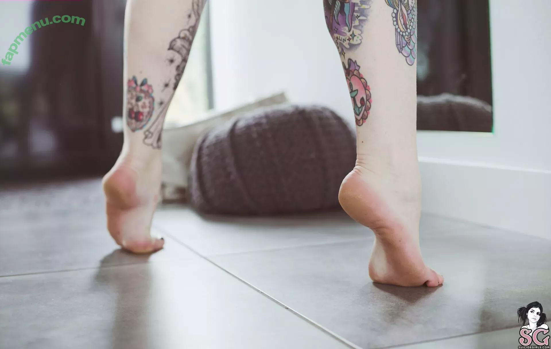 Sirenn Suicide nude photo #0219 (sirenn.bby / sirennsuicide)