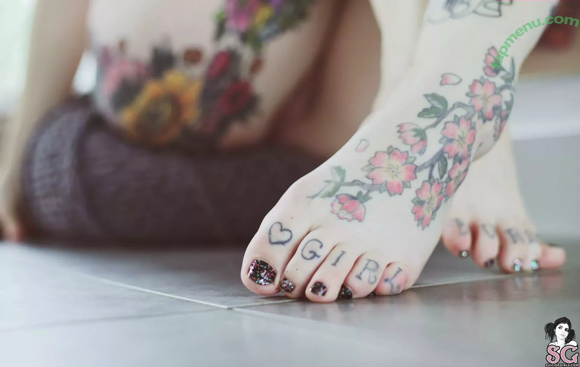 Sirenn Suicide nude photo #0235 (sirenn.bby / sirennsuicide)
