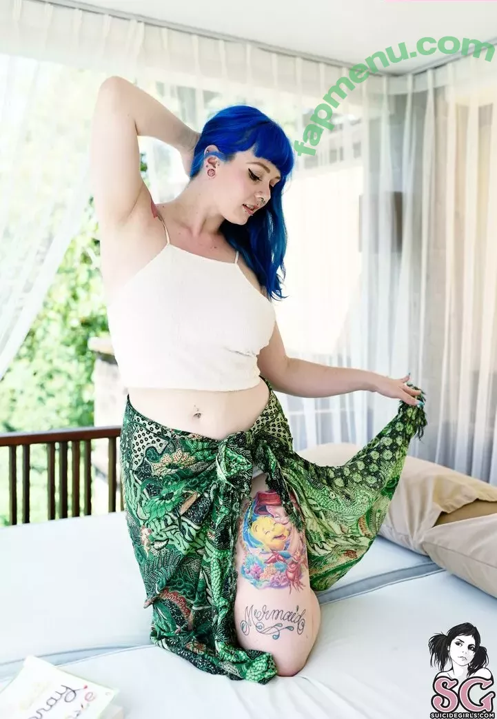 Sirenn Suicide nude photo #0267 (sirenn.bby / sirennsuicide)