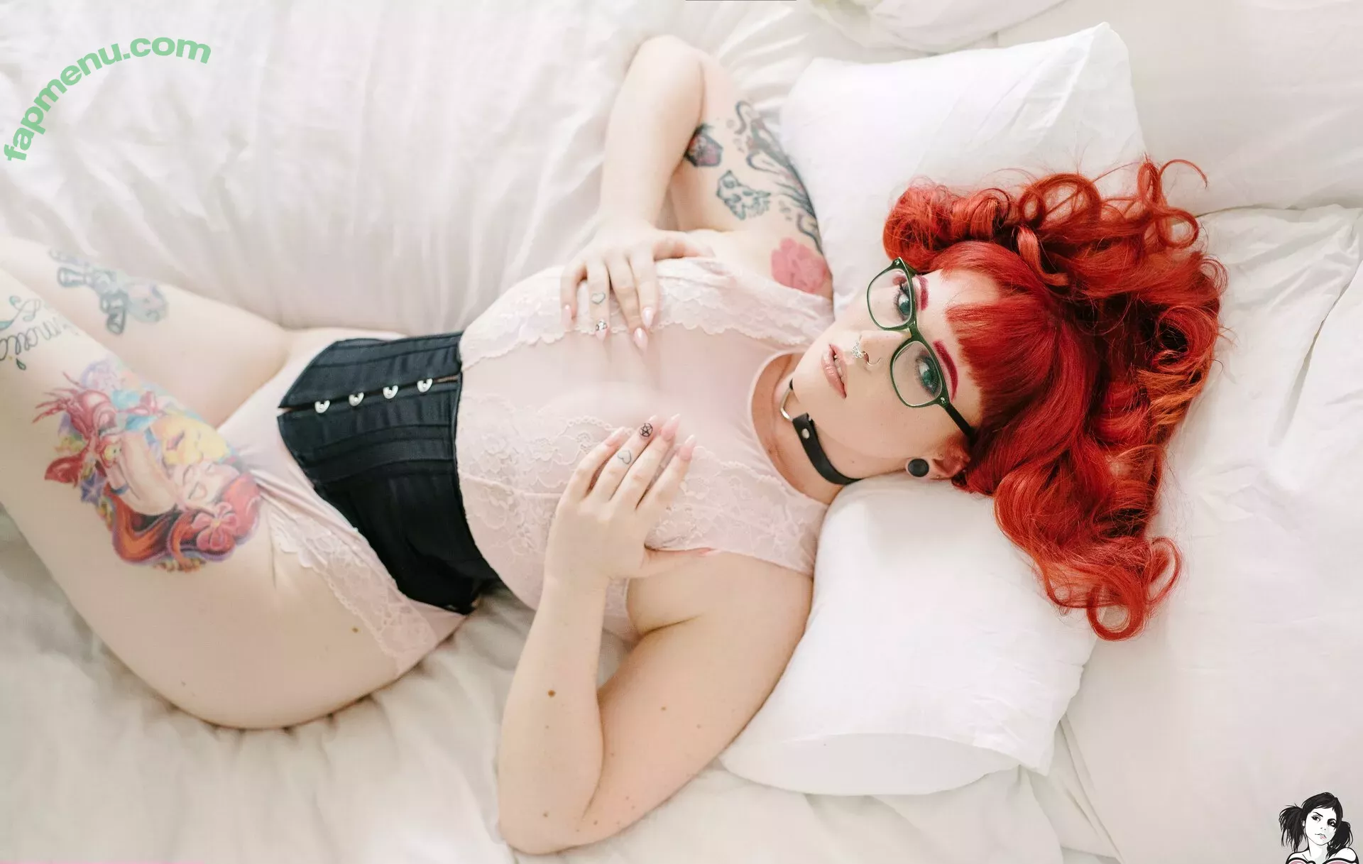 Sirenn Suicide nude photo #0373 (sirenn.bby / sirennsuicide)