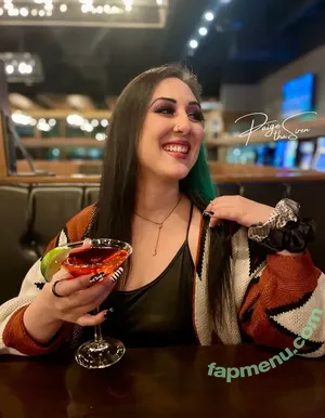 Sirenpaige / Paigethasiren / serena.paige8 nude photo #0062