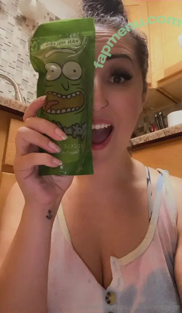 Sirenpaige nude photo #0046 (Paigethasiren / serena.paige8)