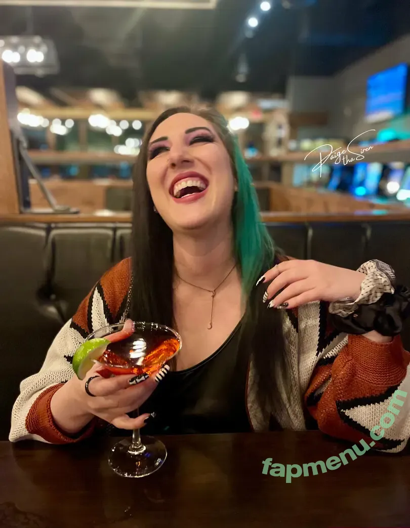 Sirenpaige nude photo #0063 (Paigethasiren / serena.paige8)