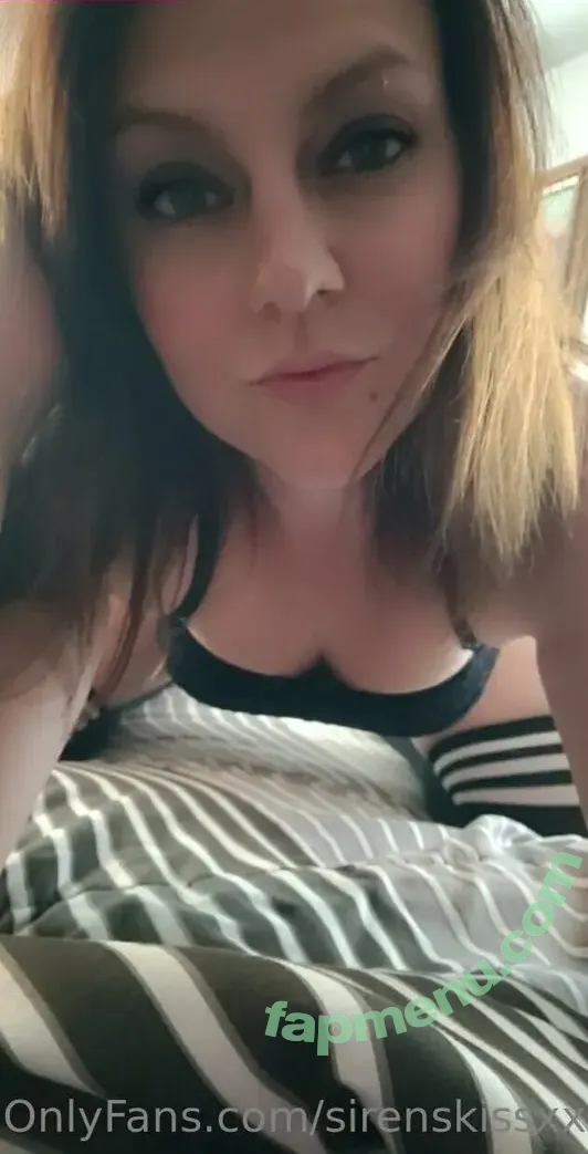 sirenskissxx nude photo #0005 (sirenskiss3)