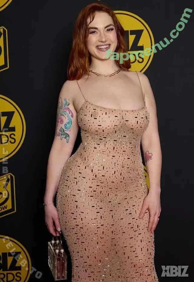 Siri Dahl nude photo #0036 (siridahl / the.dahl.house / thesiridahl)