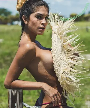  nude photo #0001