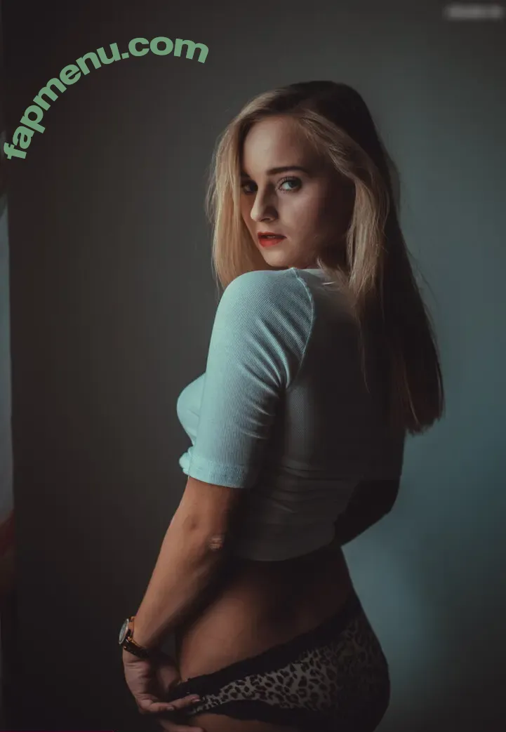 Sissie_Loves_It nude photo #0040 (Sissie_Loves_It)