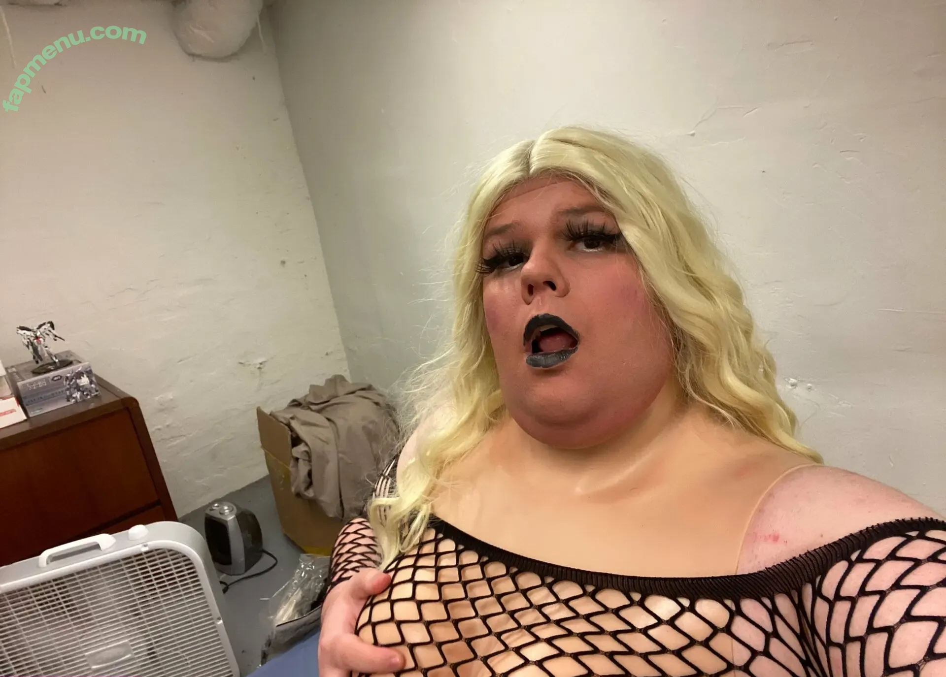 sissy-erika001 nude photo #0002 (sissy2be)