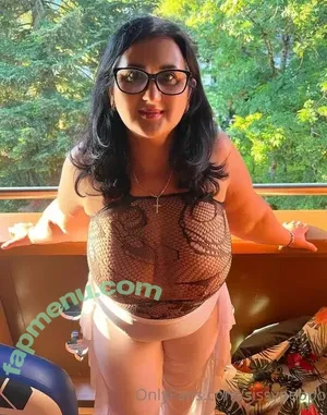 Sissy Peppo / Sissymycurvers / sissypeppo nude photo #0054