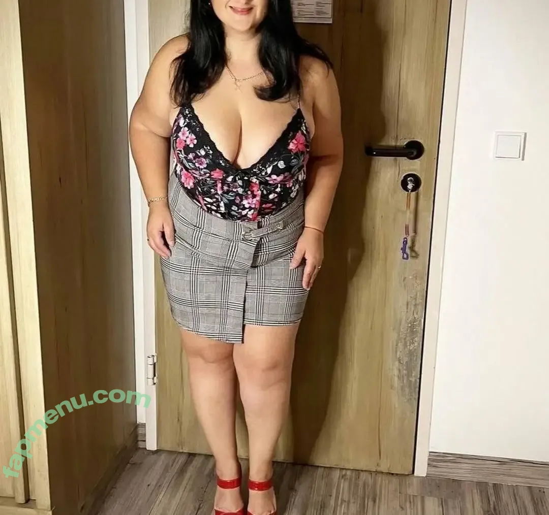 Sissy Peppo nude photo #0044 (Sissymycurvers / sissypeppo)