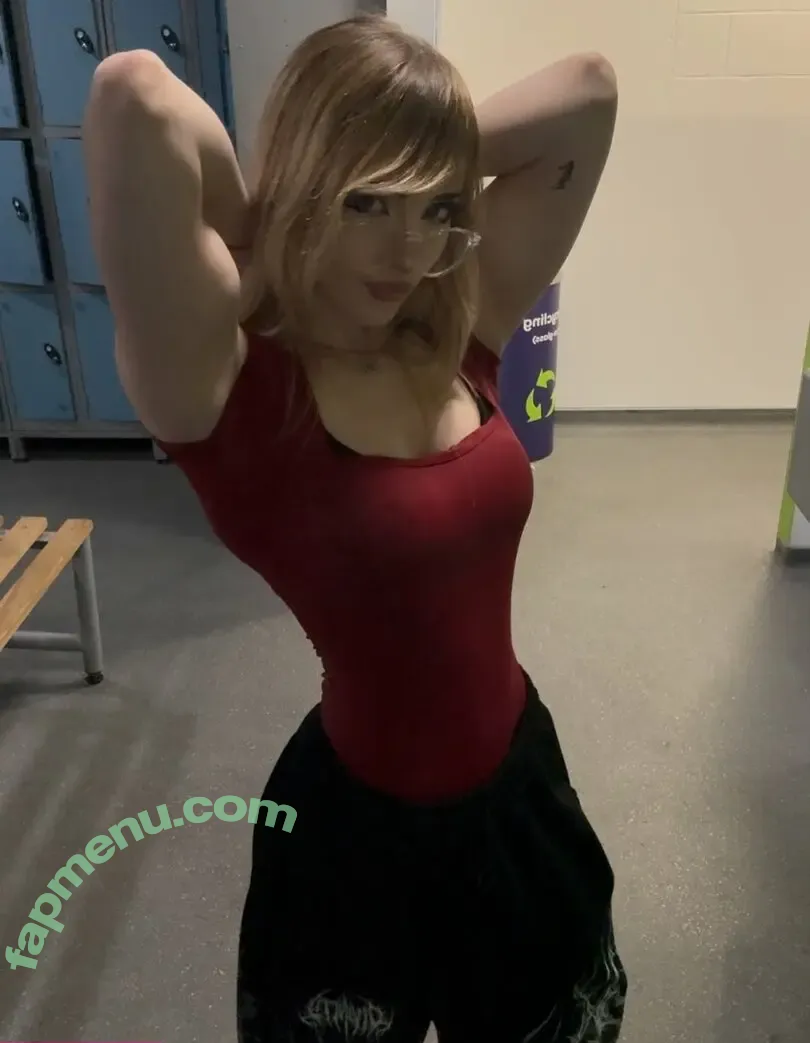 Sistervader nude photo #0021 (Sistervader)