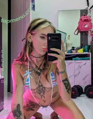 Sistoned nude photo #0016