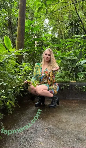 Siswet / Siswet19 / siswetofficial nude photo #0098