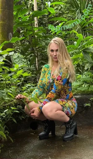 Siswet / Siswet19 / siswetofficial nude photo #0099