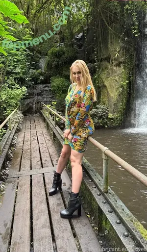 Siswet / Siswet19 / siswetofficial nude photo #0120