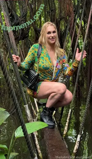 Siswet / Siswet19 / siswetofficial nude photo #0130