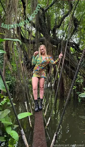 Siswet / Siswet19 / siswetofficial nude photo #0136