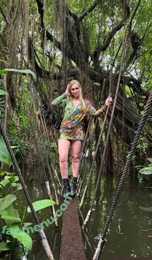 Siswet / Siswet19 / siswetofficial nude photo #0137