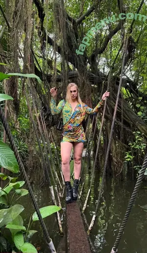 Siswet / Siswet19 / siswetofficial nude photo #0138