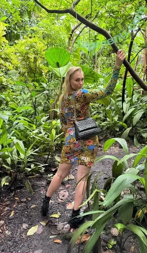 Siswet / Siswet19 / siswetofficial nude photo #0141