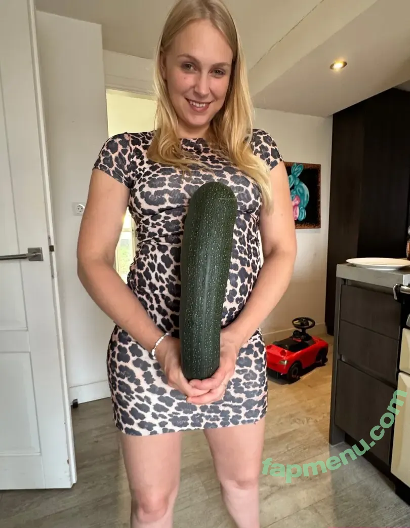 Siswet nude photo #0093 (Siswet19 / siswetofficial)