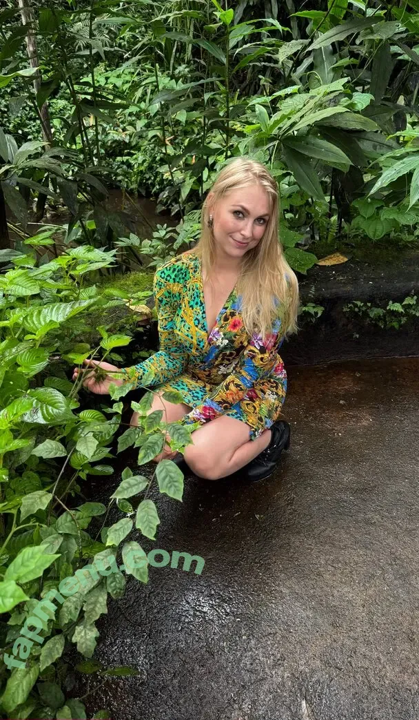 Siswet nude photo #0097 (Siswet19 / siswetofficial)