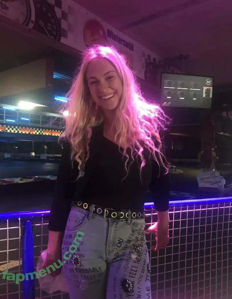 siswetlive nude photo #0005 (siswetlive)