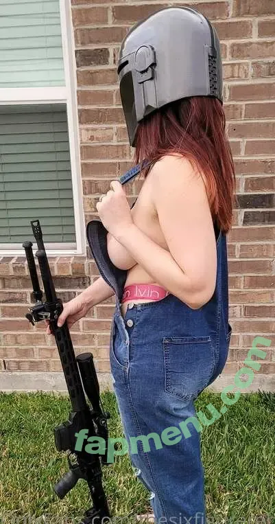 Six Figure Rebel nude photo #0013 (rebelwilson / thesixfigurerebel)